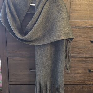 Lucky Brand Gray Fringed Scarf